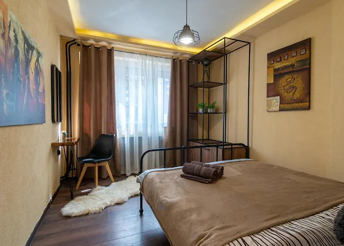 • Downtown ǀ 2 Bedrooms ǀ Parking • Apartment Skopje